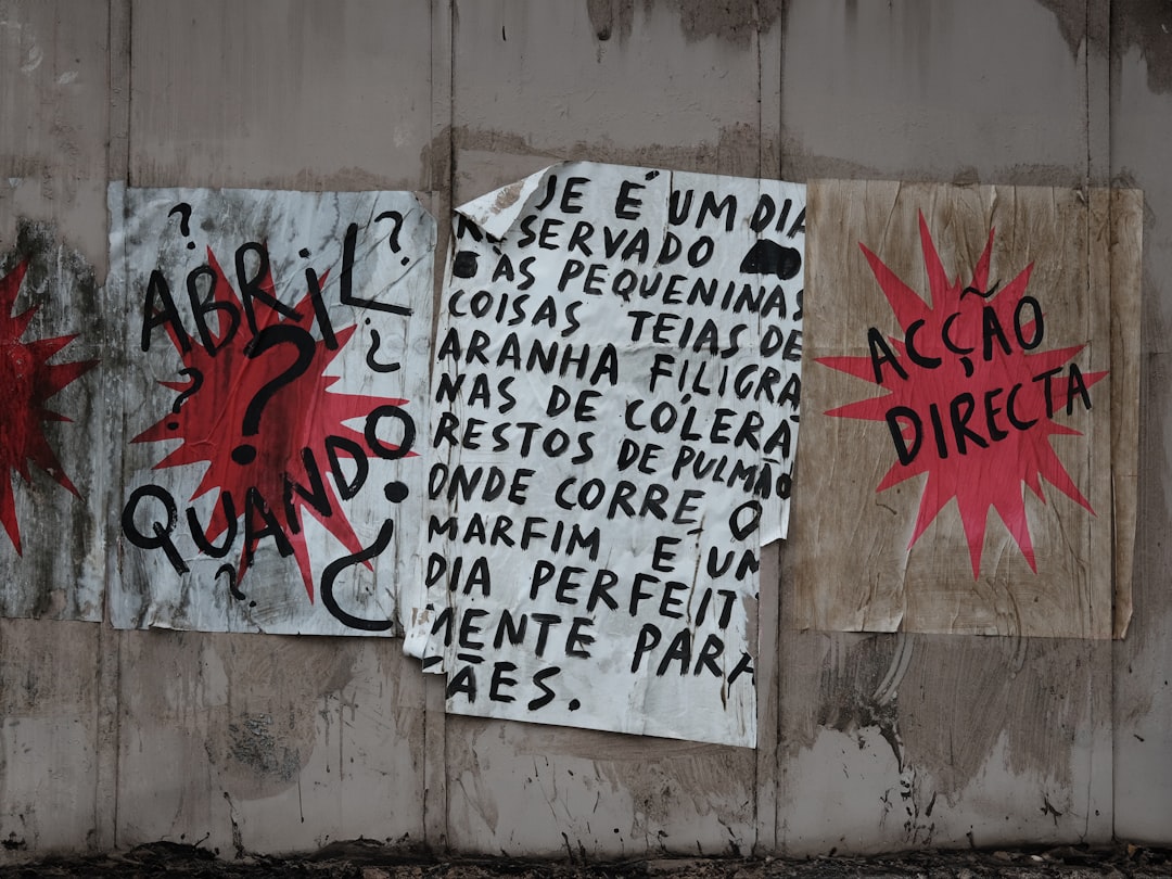 Escolha Uma Carta e Descubra o Que o Universo Quer Revelar