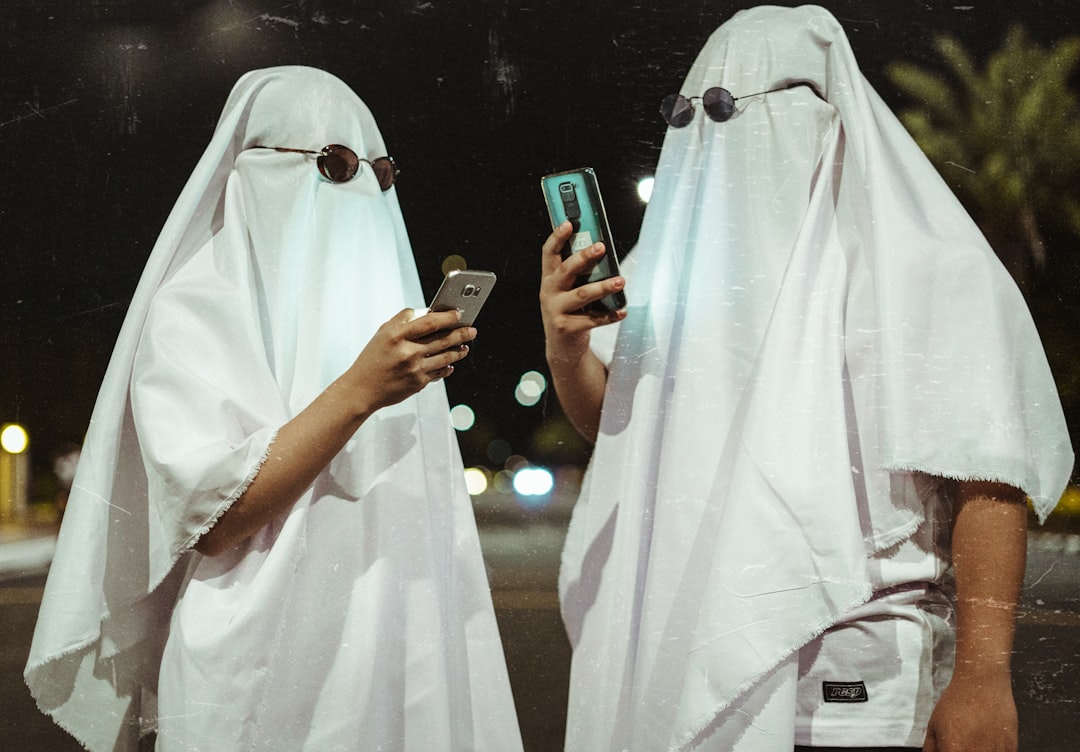 Aplicativo para Detectar Fantasmas no Celular